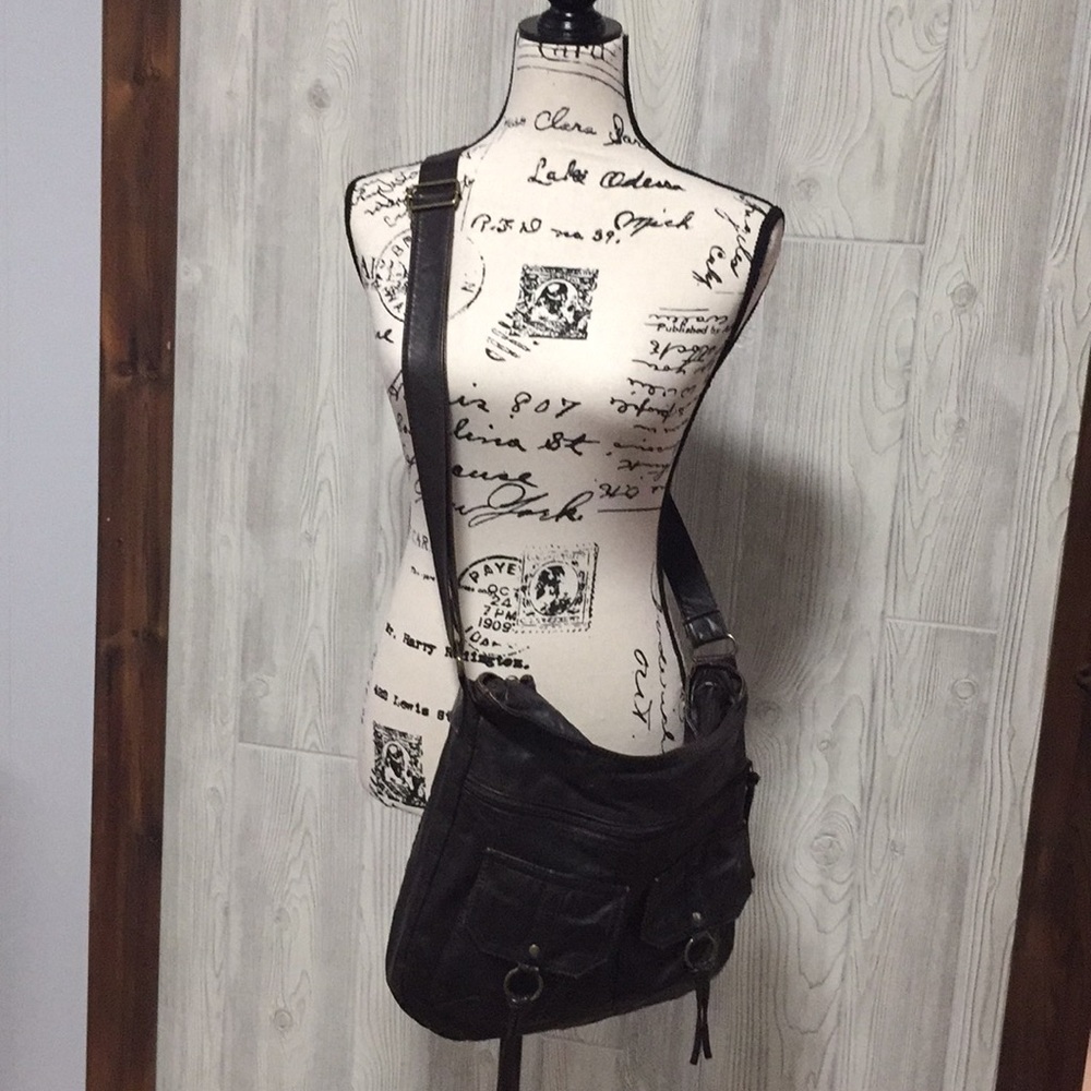 Leather cross body bag from icing!